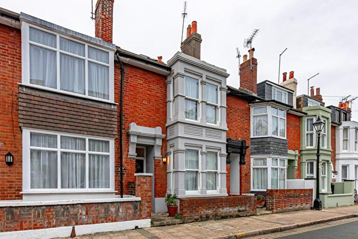 4 Bedroom Terraced House For Sale In Stanley Street, Southsea, PO5