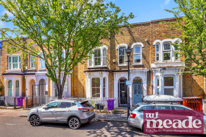 4 Bedroom Terraced House To Rent In Lichfield Road, Bow, E3