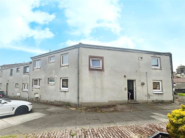 2 Bedroom Flat For Sale In High Street, Dysart, Kirkcaldy, Fife, KY1
