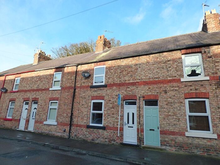 2 Bedroom Terraced House For Sale In Victoria Avenue, Ripon, North Yorkshire, HG4