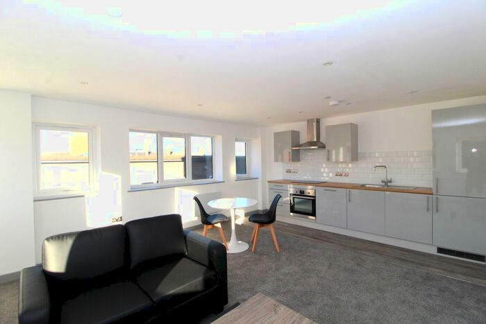 1 Bedroom Flat To Rent In George Street, Hull, HU1