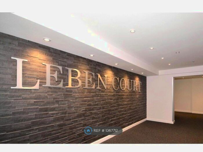 2 Bedroom Flat To Rent In Leben Court, Sutton, SM1