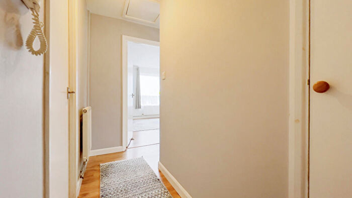 1 Bedroom Flat For Sale In Flat, Oak Court, Pinkhams Twist, Bristol, BS14