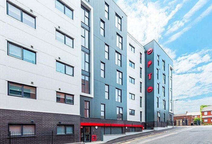 1 Bedroom Flat For Sale In Opto Village Spring Place, Luton, Bedfordshire, LU1