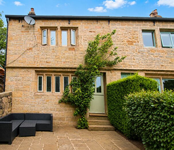 4 Bedroom Semi-Detached House For Sale In The Castle, Todmorden, OL14