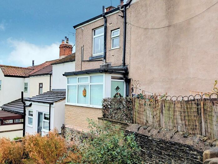 1 Bedroom Cottage For Sale In Barnsley Road, Thorpe Hesley, S61