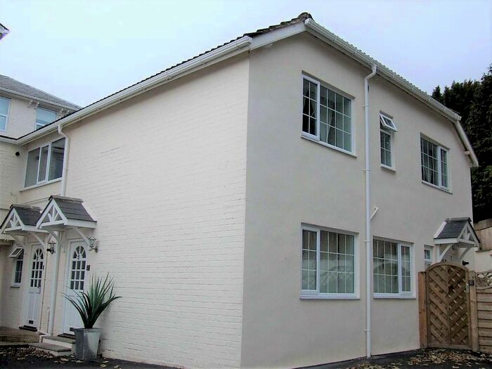 2 Bedroom Flat To Rent In Victoria Court, Victoria Road, Malvern, WR14