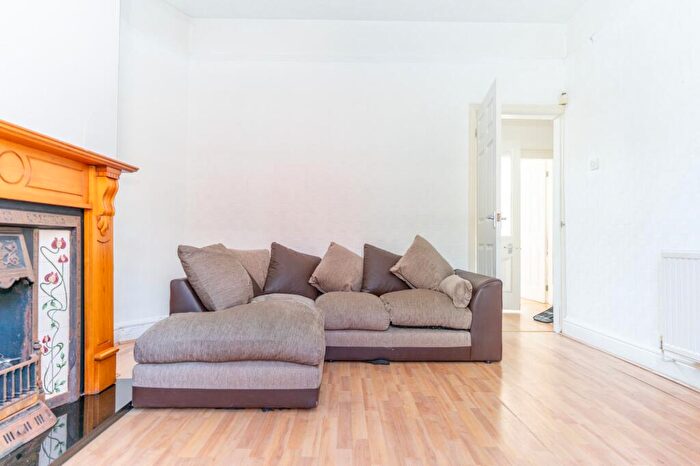 4 Bedroom Terraced House To Rent In Avondale Road, Liverpool, L15