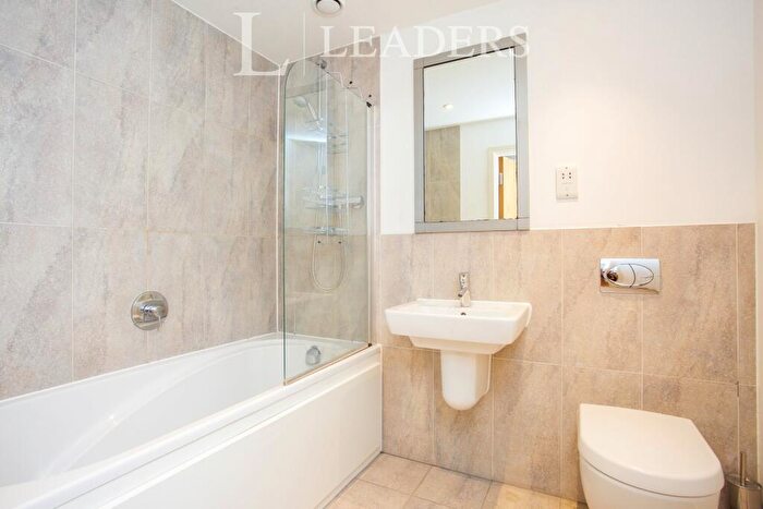 2 Bedroom Apartment To Rent In Park Heights, Constitution Hill, GU22