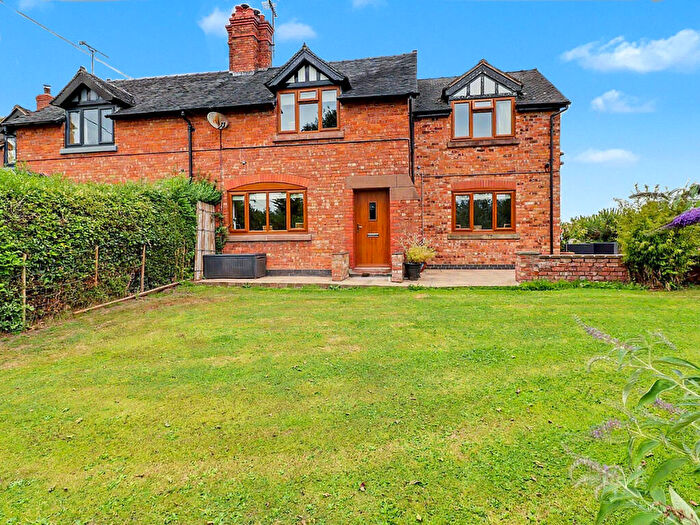 4 Bedroom Country House For Sale In Wrexham Road, Tarporley, CW6