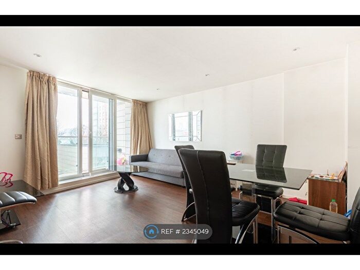 1 Bedroom Flat To Rent In The Oxygen, London, E16