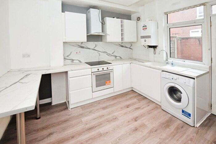 2 Bedroom Terraced House To Rent In Fram Street, Salford, M6