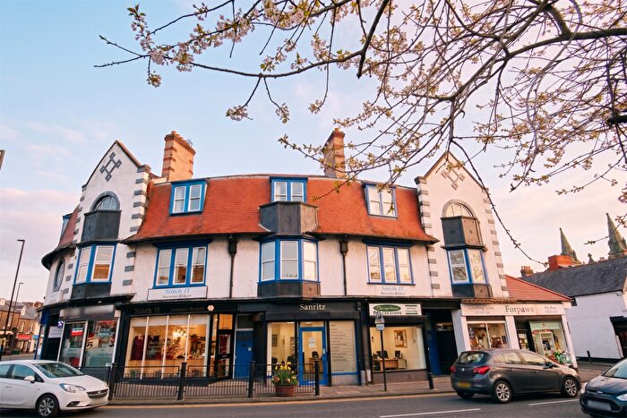 2 Bedroom Flat To Rent In Church Road, Gosforth, NE3