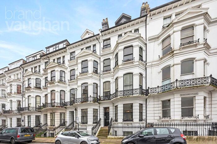 1 Bedroom Flat To Rent In St. Michaels Place, Brighton, East Sussex, BN1