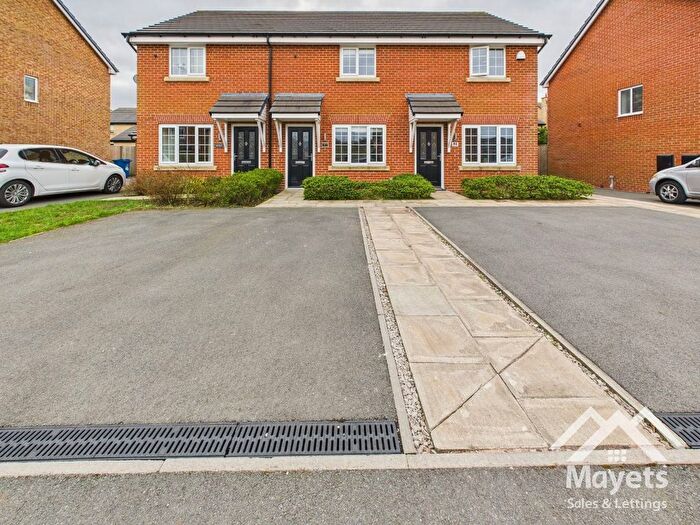 2 Bedroom Semi-Detached House To Rent In Braddock Bluff, Blackburn. Lancs., BB2