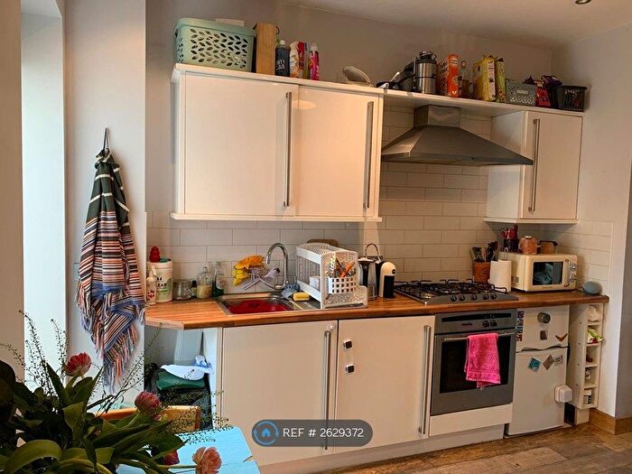 1 Bedroom Maisonette To Rent In St James Road, East Grinstead, RH19