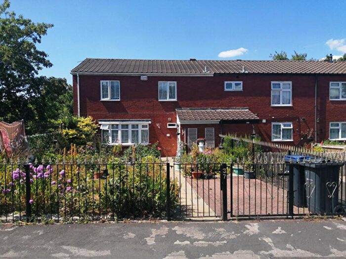 4 Bedroom Terraced House For Sale In Lees Street, Winson Green, Birmingham, B18