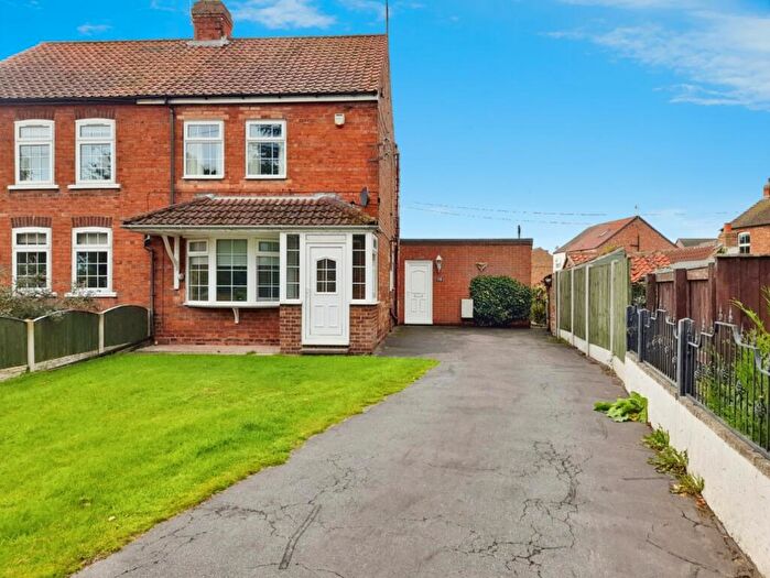 2 Bedroom Semi-Detached House For Sale In Haxey Road, Misterton, Doncaster, DN10