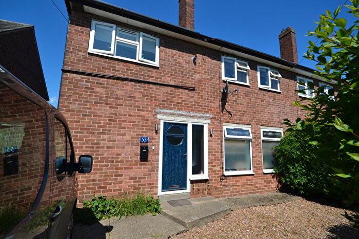 4 Bedroom Semi-Detached House For Sale In Wexford Avenue, Hull, HU9