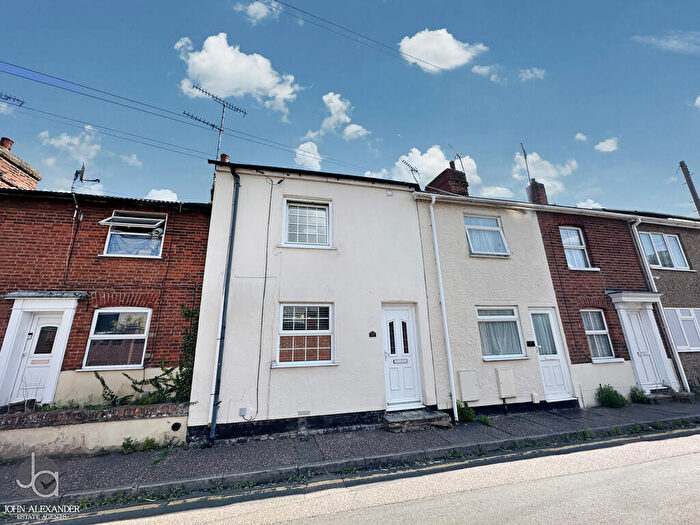 2 Bedroom Terraced House For Sale In Albert Street, Colchester, CO1