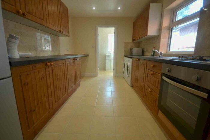 4 Bedroom Terraced House To Rent In St Edwards Road, University Area, RG6