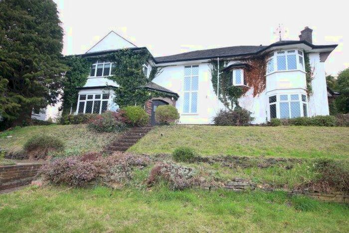 6 Bedroom Property To Rent In Woodmansterne Road, Carshalton, SM5