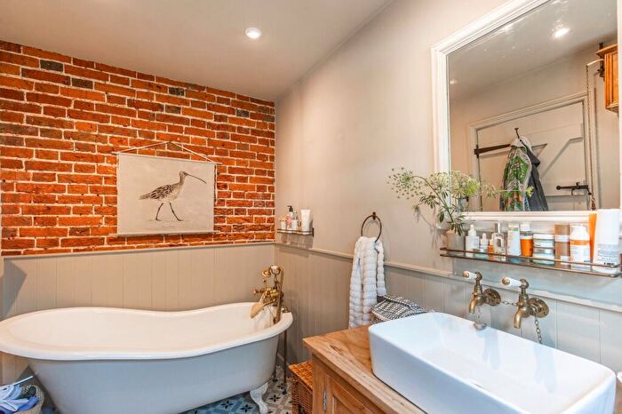 2 Bedroom Cottage For Sale In Ingworth, NR11