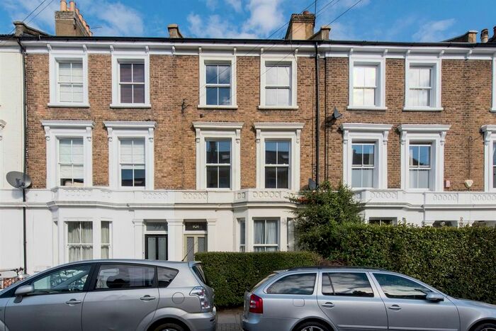 Studio To Rent In Disraeli Road, London, SW15