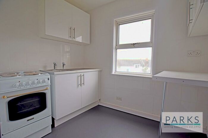 1 Bedroom Ground Flat To Rent In Roundhill Crescent, Brighton, BN2
