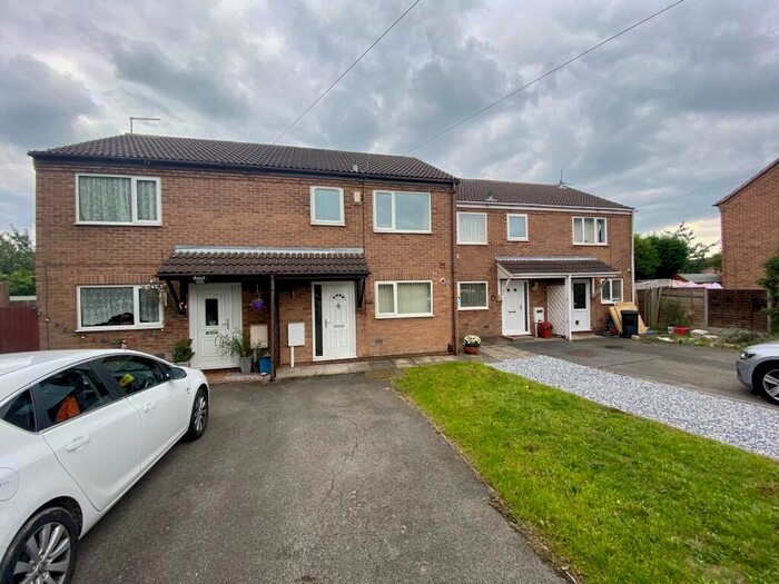 3 Bedroom Town House To Rent In Oxford Street, Coalville, LE67