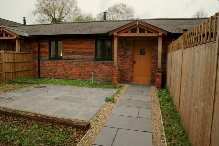 1 Bedroom Barn Conversion To Rent In Oldwich Lane West, Chadwick End, B93