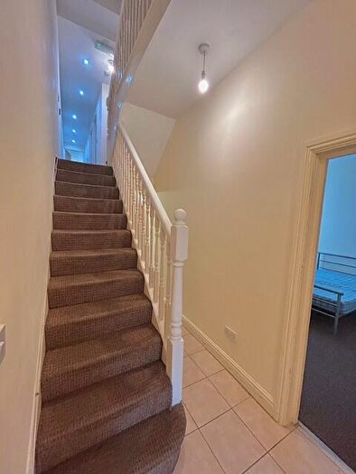 10 Bedroom House To Rent In Llanbleddian Gardens, Cardiff(City), CF24