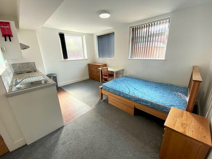 Studio To Rent In Lake Road, Portsmouth, PO1