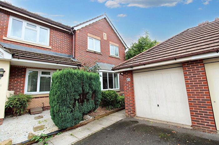 3 Bedroom End Of Terrace House For Sale In St. Clements Way, Bishopdown, SP1