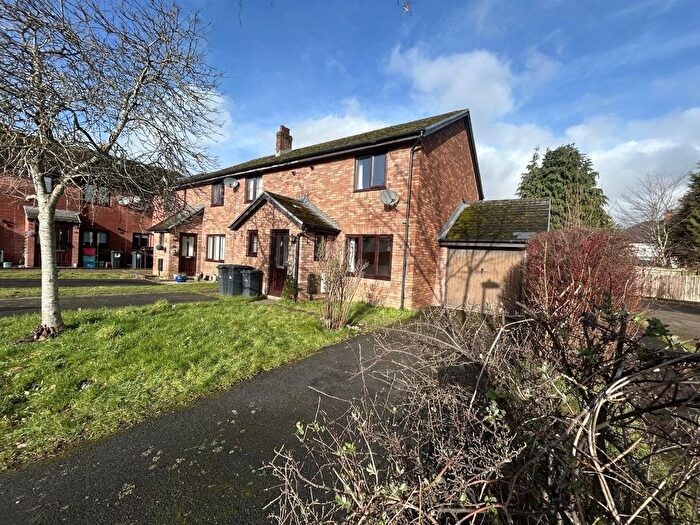 2 Bedroom Property To Rent In Blackfriars Court, Brecon, LD3