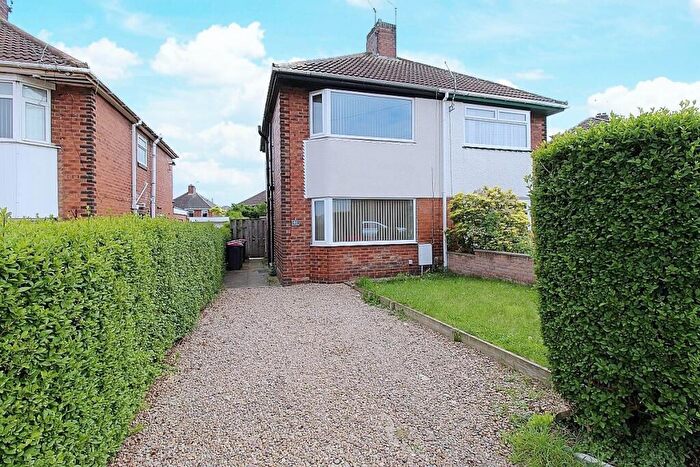 3 Bedroom Semi-Detached House For Sale In Brinsworth Hall Avenue, Brinsworth, Rotherham, S60