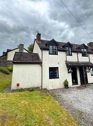 2 Bedroom Cottage For Sale In Berry Hill, GL16