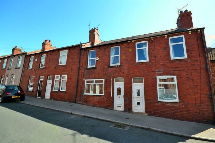 2 Bedroom Terraced House To Rent In Poplar Avenue, Garforth, Leeds, LS25