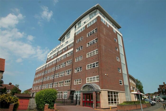 1 Bedroom Flat To Rent In Croydon Road, Beckenham, Kent, BR3