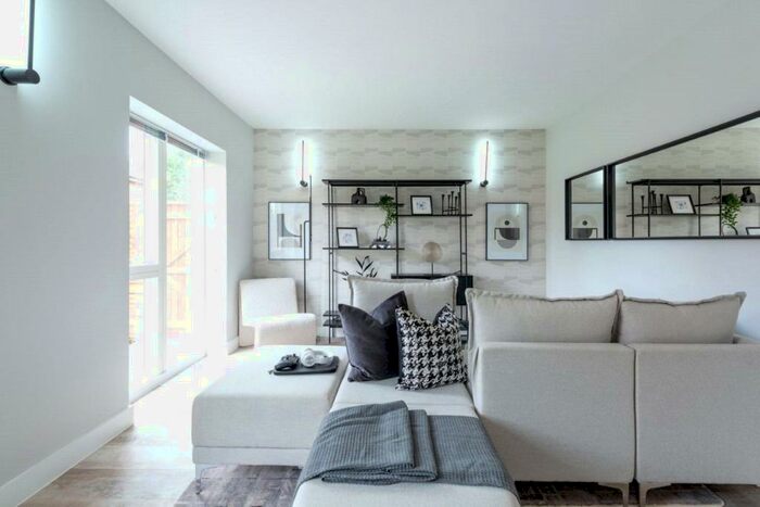 3 Bedroom Detached House To Rent In Wyvern Road, Ellesmere Port, Cheshire, CH65