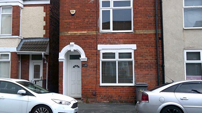 2 Bedroom End Of Terrace House To Rent In Raglan Street, Hull, HU5