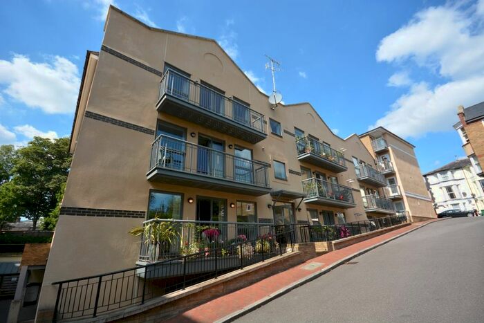 2 Bedroom Property To Rent In York Road, Tunbridge Wells TN1