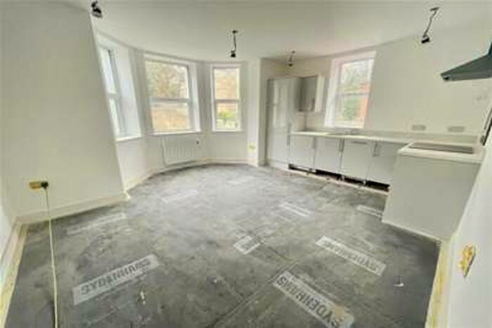 1 Bedroom Flat To Rent In Frances Road, Bournemouth BH1