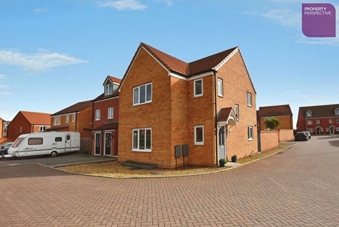 3 Bedroom Detached House For Sale In Magda Close, Stanground South, Peterborough, PE2