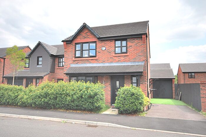 3 Bedroom Detached House To Rent In Crompton Way, Warrington, WA3