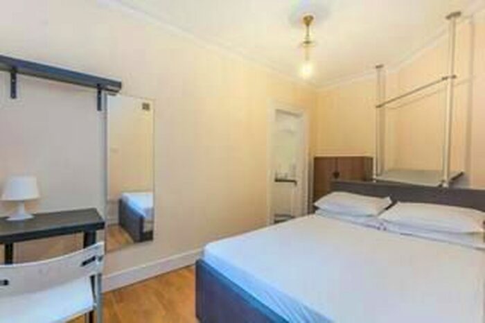 Studio To Rent In Craven Street, London, WC2N