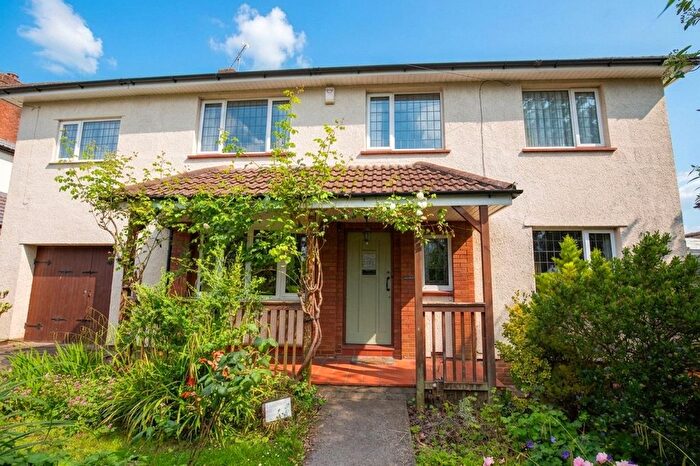 4 Bedroom Detached House For Sale In West Broadway, Henleaze, Bristol, BS9