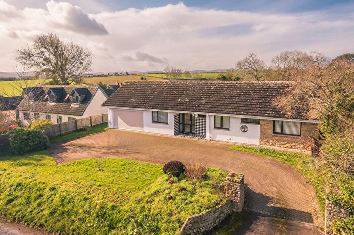 4 Bedroom Bungalow For Sale In Bridstow, Ross-On-Wye, Herefordshire, HR9