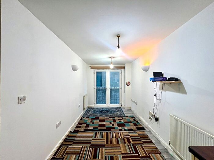 1 Bedroom Flat To Rent In Palmerston Road, Harrow, HA3