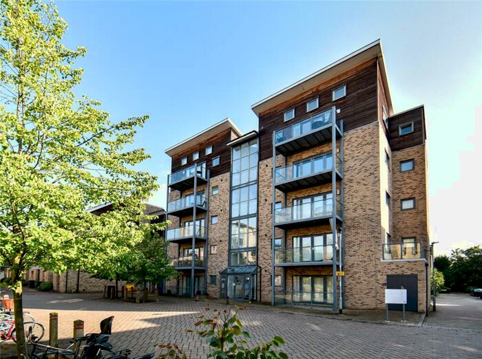 2 Bedroom Apartment To Rent In Scholars Walk, Cambridge, CB4